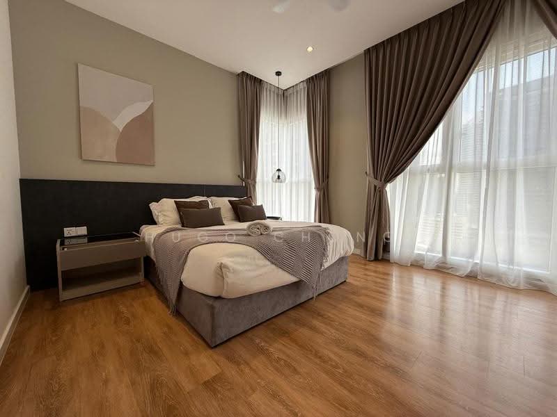 Kediaman Servis untuk Dijual di Quill Residence - Hugo Chong - Bedroom - PropertyGuru.com.my