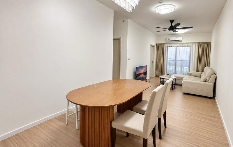 Service Residence for Rent at The Glenz @ Glenmarie - Jay Wong - Dining Room - PropertyGuru.com.my