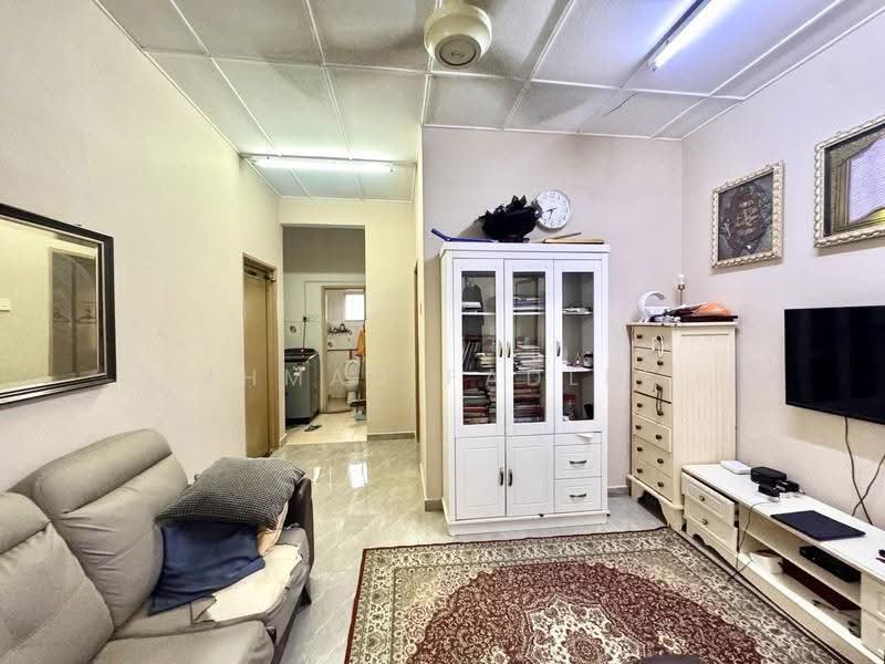 Rumah Teres 2-Tingkat untuk Dijual di Bandar Seri Putra (Bangi) - Ahmad Fadlee - PropertyGuru.com.my