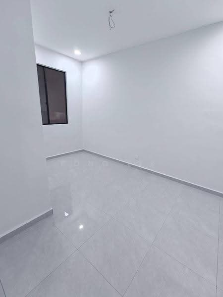 2-storey Terraced House for Sale in Taman Puteri Wangsa (Ulu Tiram) - Fong Lik - Interior - PropertyGuru.com.my