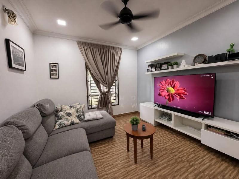 Bungalow House untuk Dijual di Bandar Baru Salak Tinggi (Sepang) - Muhd Khairulnawawi Kamaruddin - Living Room - PropertyGuru.com.my