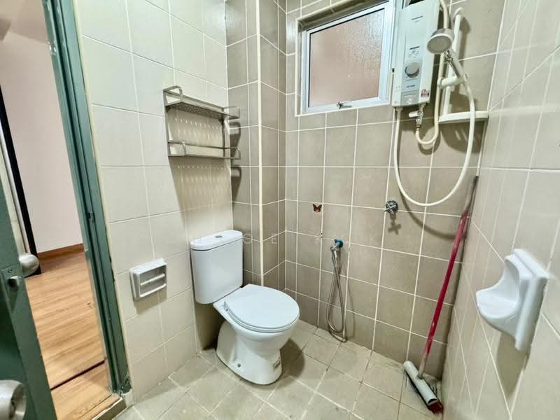 Rumah Teres 2-Tingkat untuk Dijual di Kota Emerald (Rawang) - Chloe Kok - Bathroom - PropertyGuru.com.my