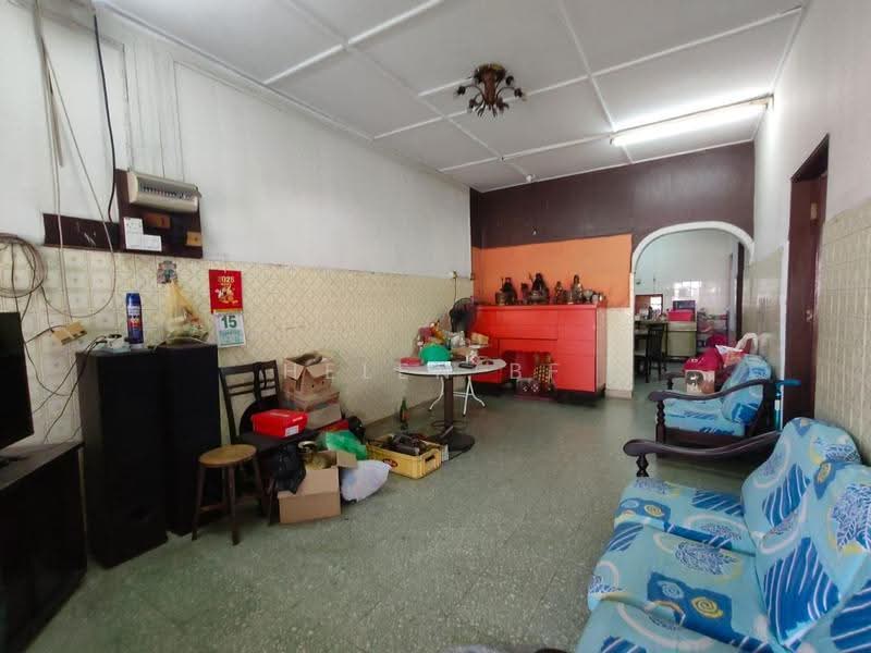 Rumah Teres untuk Dijual di Taman Hilir (Melaka City) - Helen BF - Living Room - PropertyGuru.com.my