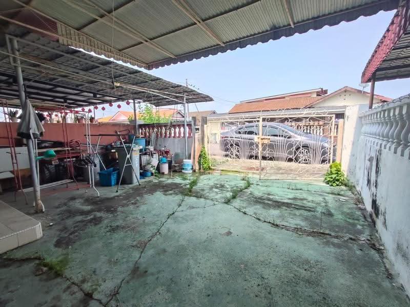 Rumah Teres untuk Dijual di Taman Hilir (Melaka City) - Helen BF - Exterior - PropertyGuru.com.my