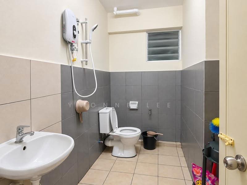 Apartment for Rent at Jiran Residensi - Yvonne Lee - Bathroom - PropertyGuru.com.my