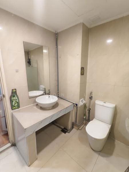 Service Residence for Rent at Parkview Service Apartment - Desmond Low - Bathroom - PropertyGuru.com.my