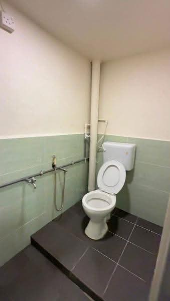 2-storey Terraced House for Sale in Taman Desa Jaya (Johor Bahru) - Ray Tung - Bathroom - PropertyGuru.com.my