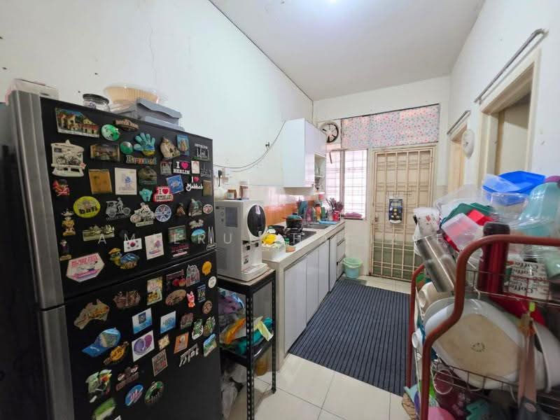 1-storey Terraced House for Sale in Bandar Saujana Putra (Tanjong Duabelas) - Amierul Hafizie - Kitchen - PropertyGuru.com.my