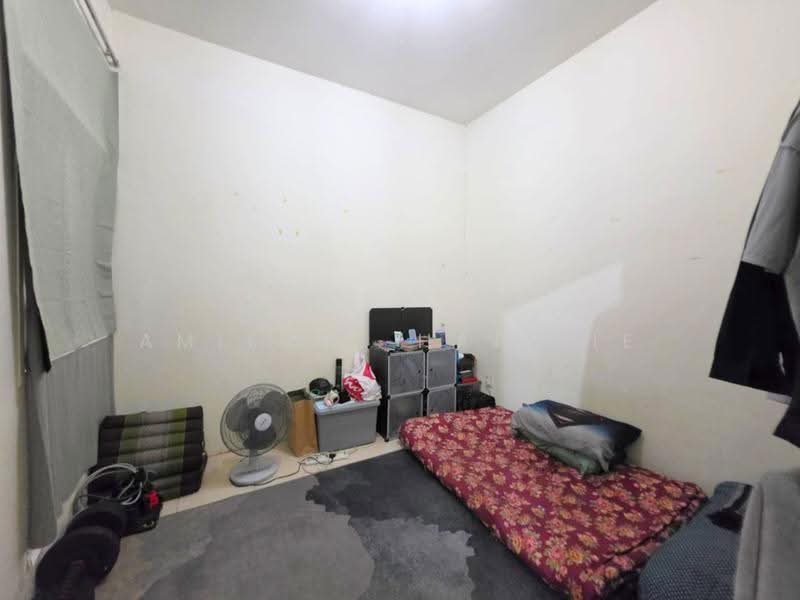 1-storey Terraced House for Sale in Bandar Saujana Putra (Tanjong Duabelas) - Amierul Hafizie - Bedroom - PropertyGuru.com.my