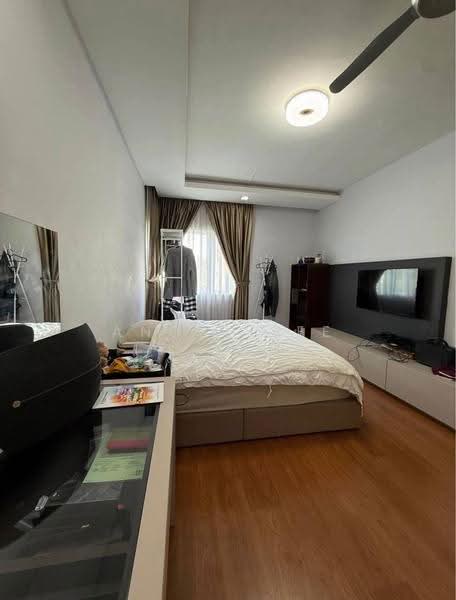 Apartment for Sale at Larkin Residence (Phase Three) - Angel Lee - Bedroom - PropertyGuru.com.my