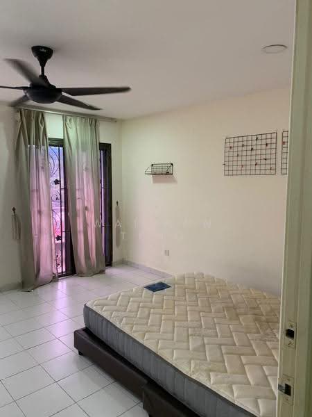 Rumah Teres 2.5-Tingkat untuk Disewa di Taman Damai Utama (Bandar Kinrara) - Wai Ann Teng - Bedroom - PropertyGuru.com.my