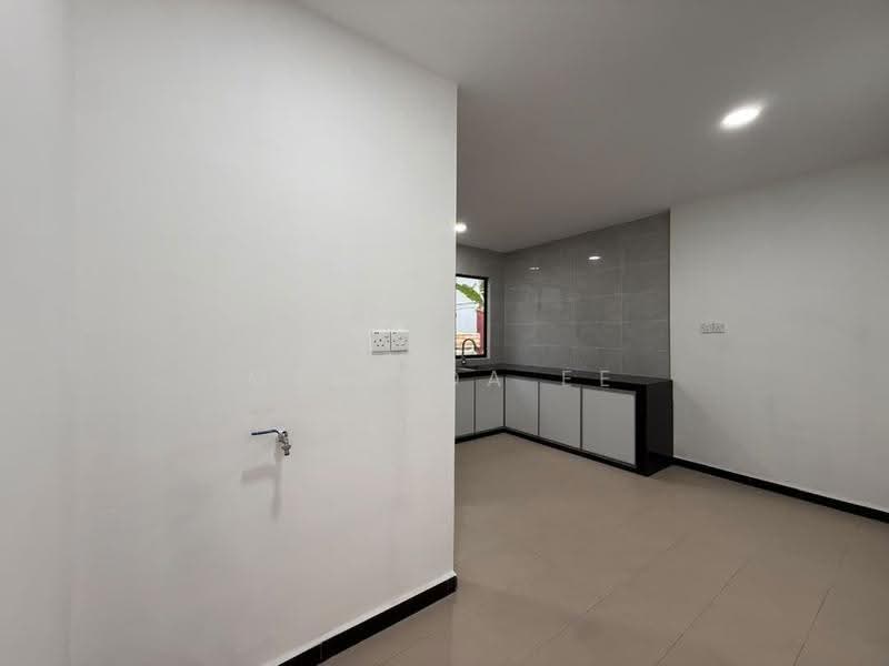 2-storey Terraced House for Sale in Taman Desa Jaya (Johor Bahru) - Melinda Ee - Kitchen - PropertyGuru.com.my