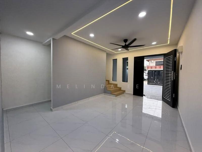 2-storey Terraced House for Sale in Taman Desa Jaya (Johor Bahru) - Melinda Ee - Living Room - PropertyGuru.com.my