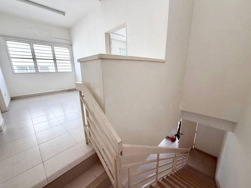 Rumah Teres 2-Tingkat untuk Dijual di Seri Kembangan (Selangor) - Azrul Ismail - Interior - PropertyGuru.com.my