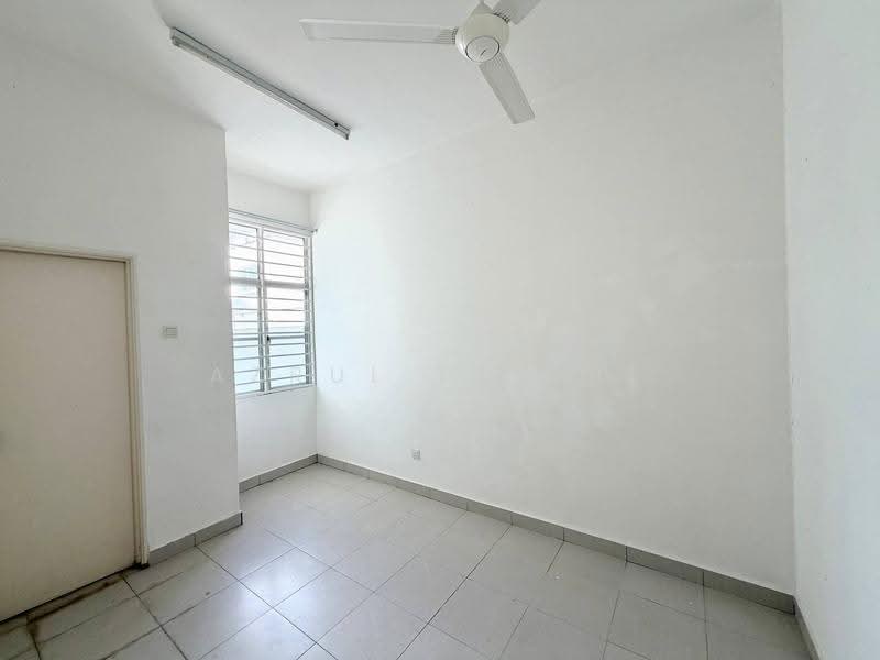 Rumah Teres 2-Tingkat untuk Dijual di Seri Kembangan (Selangor) - Azrul Ismail - Interior - PropertyGuru.com.my