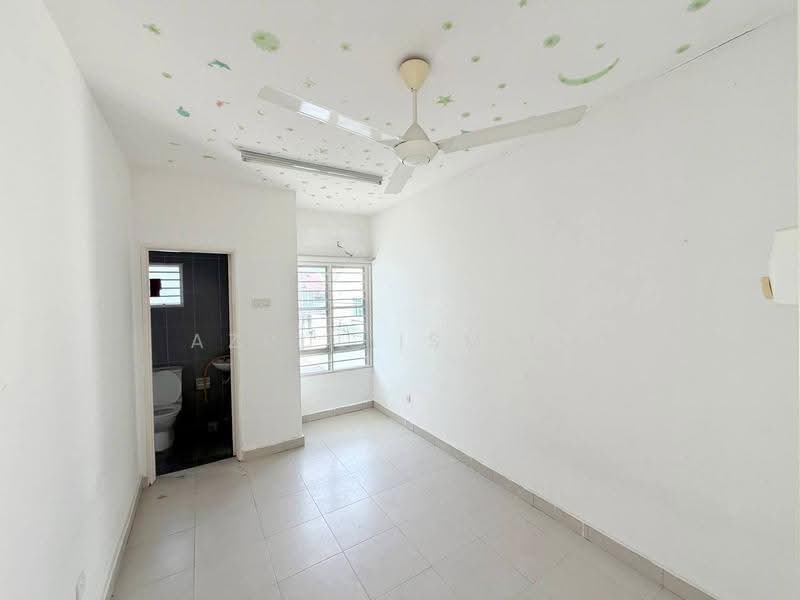 Rumah Teres 2-Tingkat untuk Dijual di Seri Kembangan (Selangor) - Azrul Ismail - Bathroom - PropertyGuru.com.my