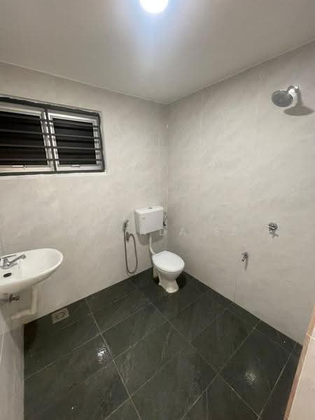 2-storey Terraced House for Sale in Taman Nora (Ulu Tiram) - Melinda Ee - Bathroom - PropertyGuru.com.my
