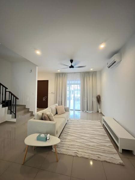 2-storey Terraced House for Sale in Setia Safiro (Cyberjaya) - Jared Wong - Living Room - PropertyGuru.com.my