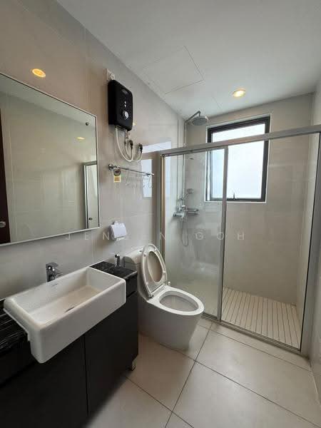 Kondominium untuk Disewa di Royal Strand @ Country Garden Danga Bay - Jensen Goh - Bathroom - PropertyGuru.com.my
