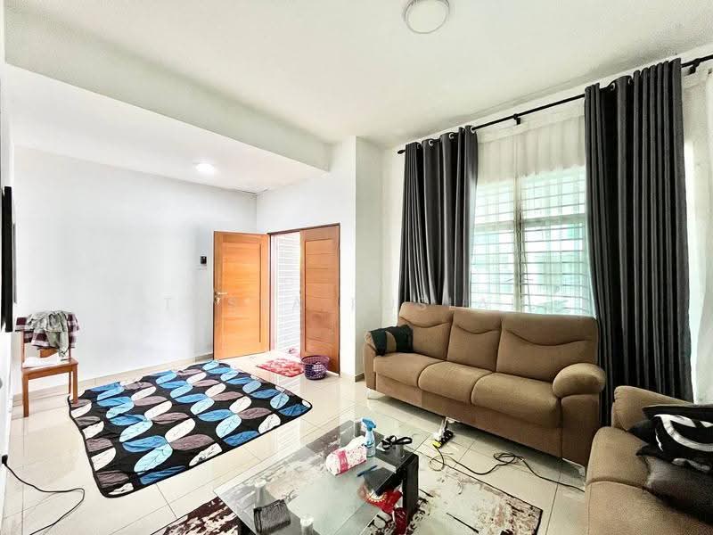 2-storey Terraced House for Sale in Seksyen 30 (Shah Alam) - Tasya Ruslan - PropertyGuru.com.my