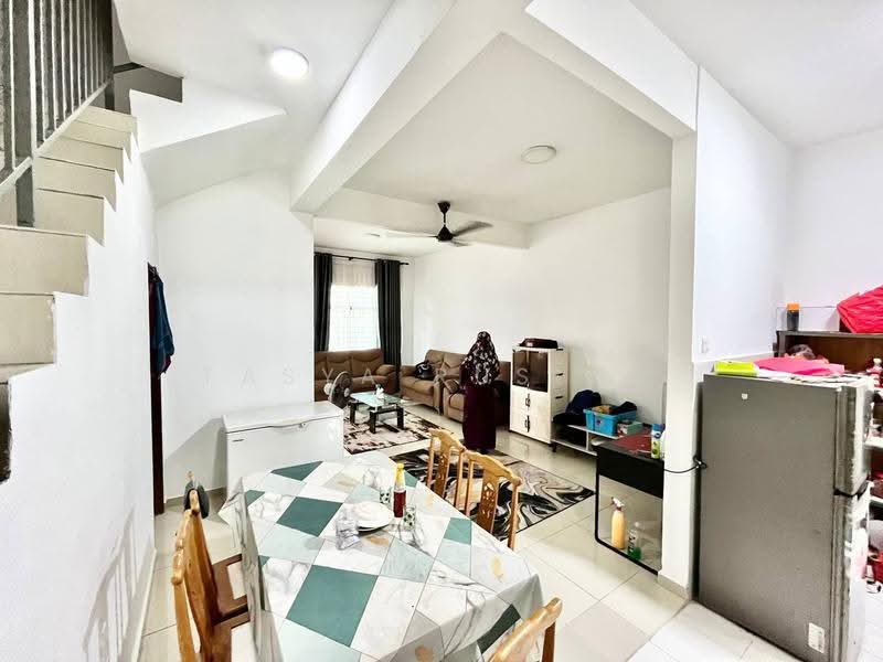 2-storey Terraced House for Sale in Seksyen 30 (Shah Alam) - Tasya Ruslan - PropertyGuru.com.my