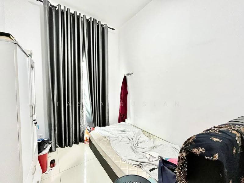 2-storey Terraced House for Sale in Seksyen 30 (Shah Alam) - Tasya Ruslan - PropertyGuru.com.my