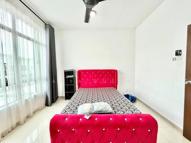 2-storey Terraced House for Sale in Seksyen 30 (Shah Alam) - Tasya Ruslan - PropertyGuru.com.my