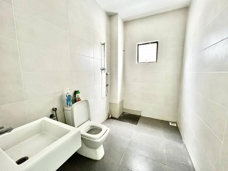 2-storey Terraced House for Sale in Seksyen 30 (Shah Alam) - Tasya Ruslan - PropertyGuru.com.my
