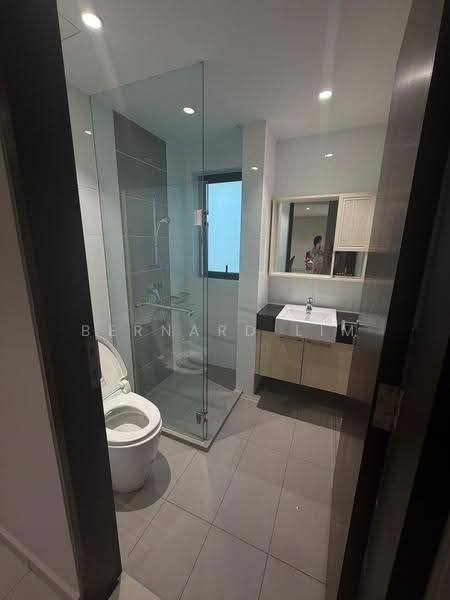 Kediaman Servis untuk Disewa di Molek Pine 4 - Bernard Lim - PropertyGuru.com.my
