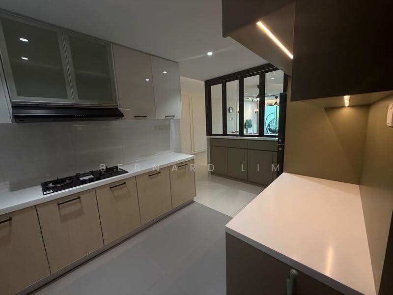 Kediaman Servis untuk Disewa di Molek Pine 4 - Bernard Lim - PropertyGuru.com.my