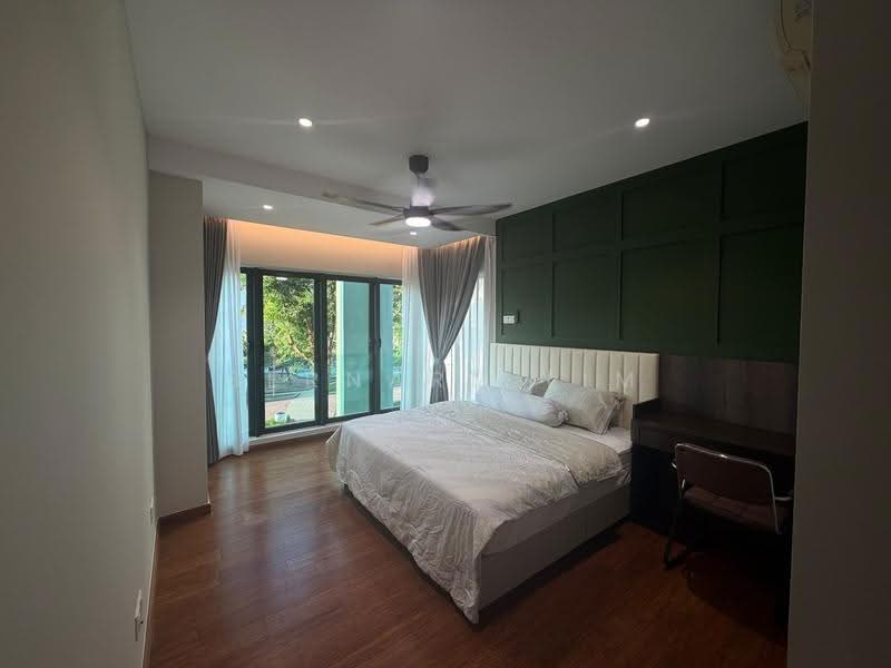 Kediaman Servis untuk Disewa di Molek Pine 4 - Bernard Lim - PropertyGuru.com.my