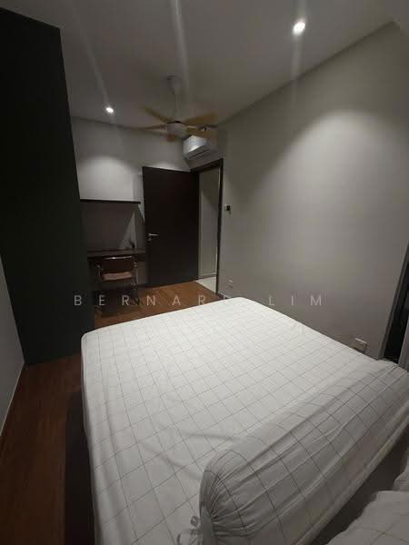 Kediaman Servis untuk Disewa di Molek Pine 4 - Bernard Lim - PropertyGuru.com.my