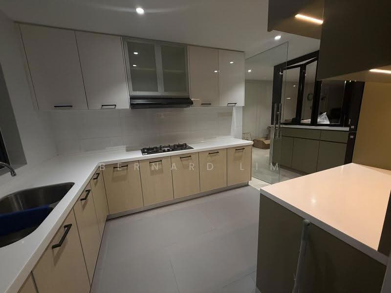 Kediaman Servis untuk Disewa di Molek Pine 4 - Bernard Lim - PropertyGuru.com.my