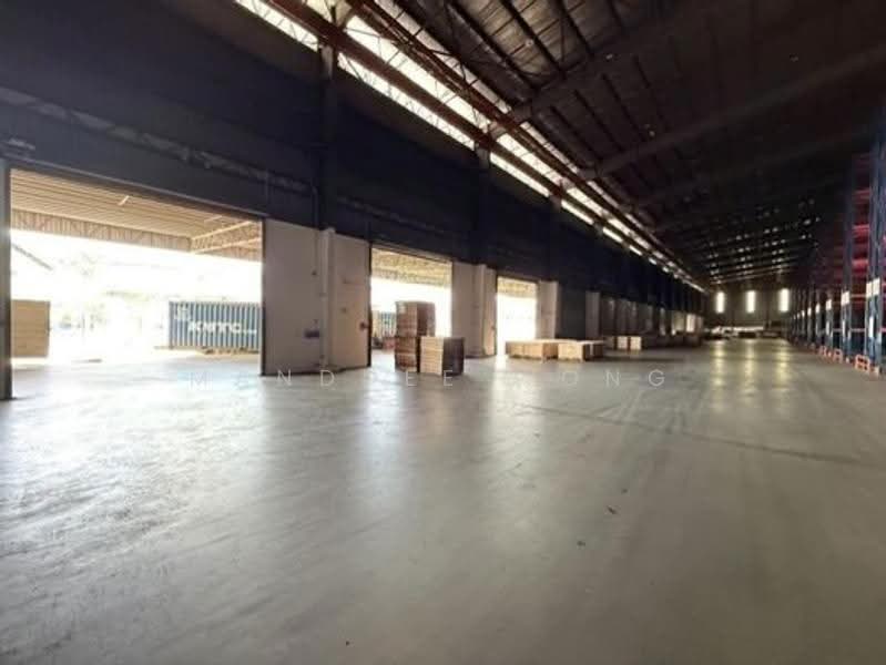 Warehouse for Rent in Bukit Kemuning (Shah Alam) - Manddee Wong - Interior - PropertyGuru.com.my