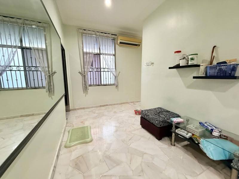 1-storey Terraced House for Sale in Skudai (Johor) - Ah Liang - Living Room - PropertyGuru.com.my