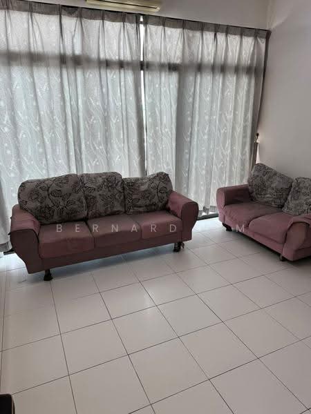 Kediaman Servis untuk Disewa di Seri Austin Residence (Pangsapuri Seri Austin) - Bernard Lim - Living Room - PropertyGuru.com.my
