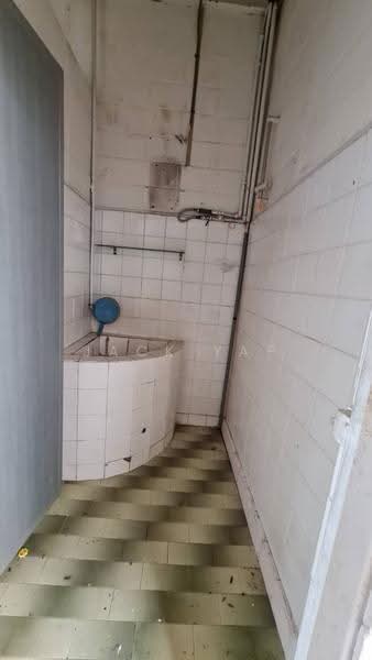 Terraced House for Sale in Kepong Baru (Kepong) - Jack Yap - Bathroom - PropertyGuru.com.my