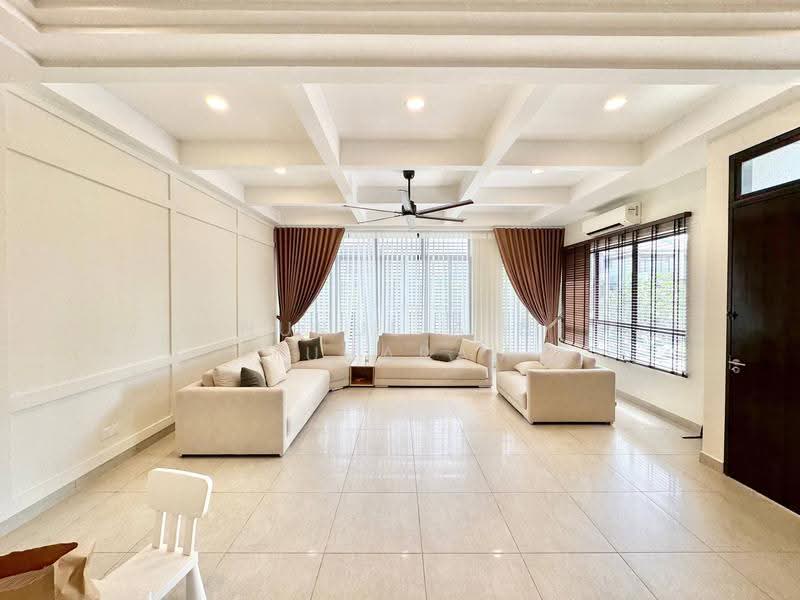 Rumah Teres untuk Dijual di Cyberjaya (Selangor) - Nurul Ain Muharam - Living Room - PropertyGuru.com.my