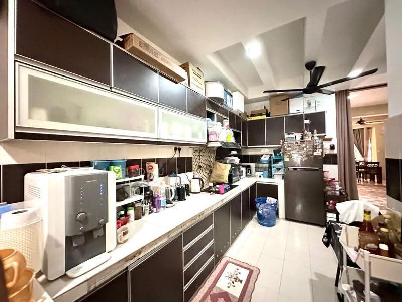 Rumah Teres 2-Tingkat untuk Dijual di Taman Puncak Saujana (Kajang) - Abdul Qadir - Kitchen - PropertyGuru.com.my