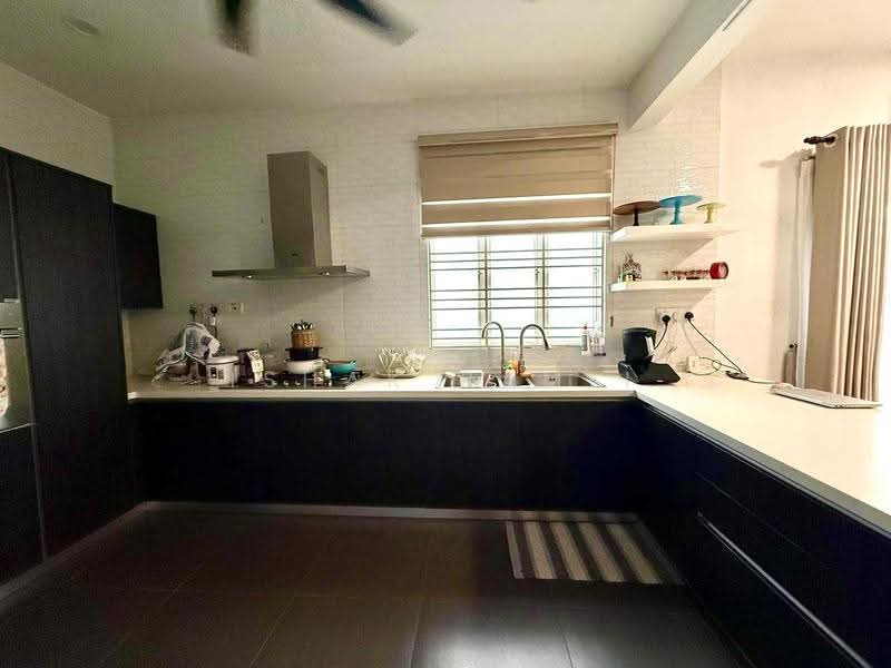 2-storey Terraced House for Sale in Denai Alam (Shah Alam) - Ishak Ramli - Kitchen - PropertyGuru.com.my