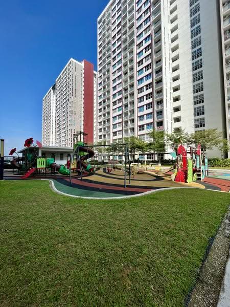Pangsapuri untuk Dijual di Selangorku Pr1ma Lakefront Homes - Zira Hassan - Exterior - PropertyGuru.com.my