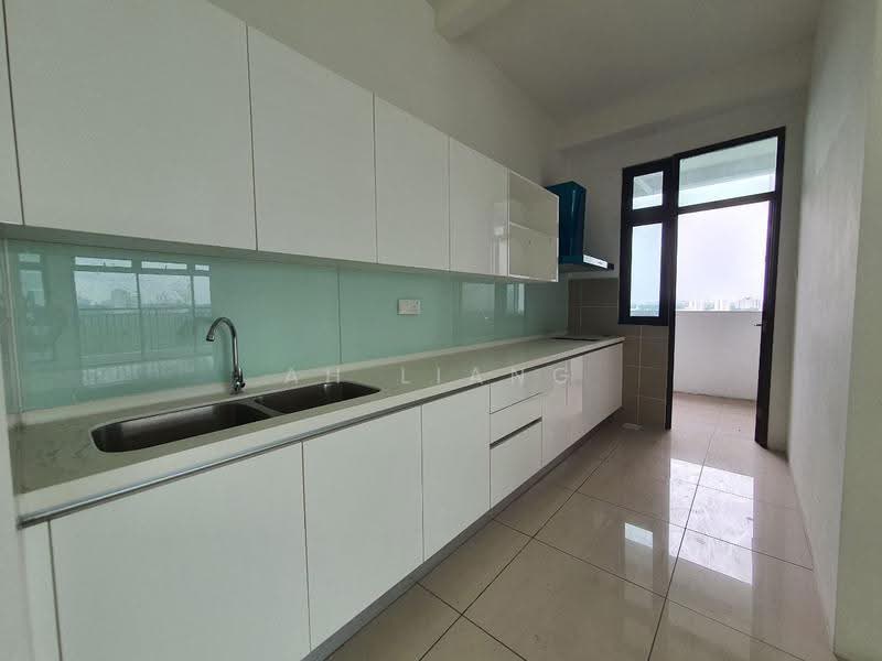 Service Residence for Sale at 8Scape Residence @ Sutera - Ah Liang - Kitchen - PropertyGuru.com.my