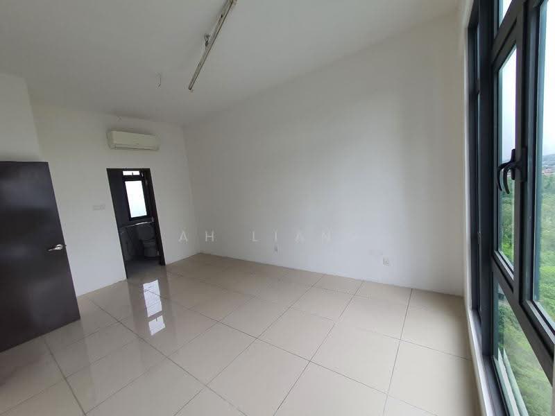 Service Residence for Sale at 8Scape Residence @ Sutera - Ah Liang - Interior - PropertyGuru.com.my