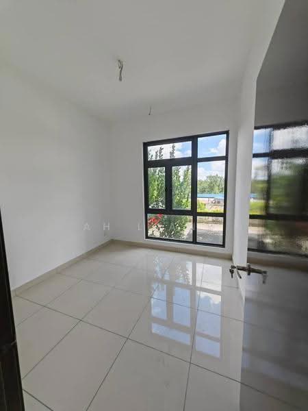 Service Residence for Sale at 8Scape Residence @ Sutera - Ah Liang - PropertyGuru.com.my