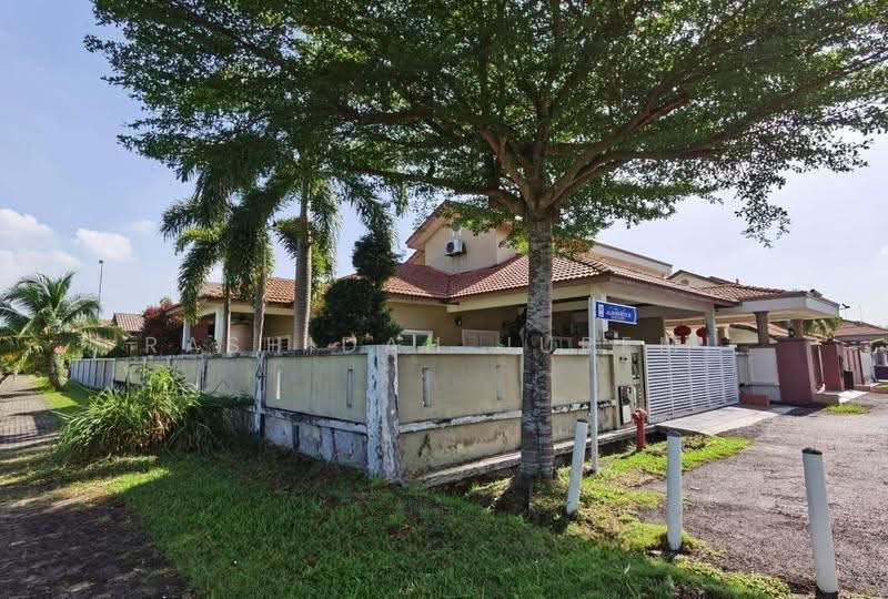 Rumah Berkembar untuk Dijual di Taman Mutiara Bukit Raja 2 (Kapar) - Rashidah Juremi - Exterior - PropertyGuru.com.my