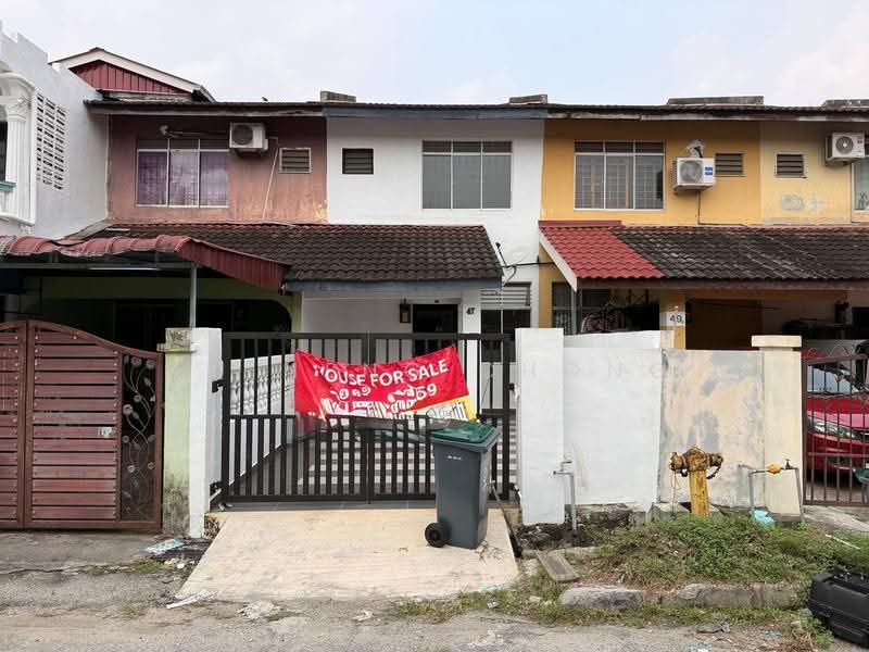 Rumah Teres 2-Tingkat untuk Dijual di Bandar Seri Alam (Masai) - Fu Heng Chong - Exterior - PropertyGuru.com.my
