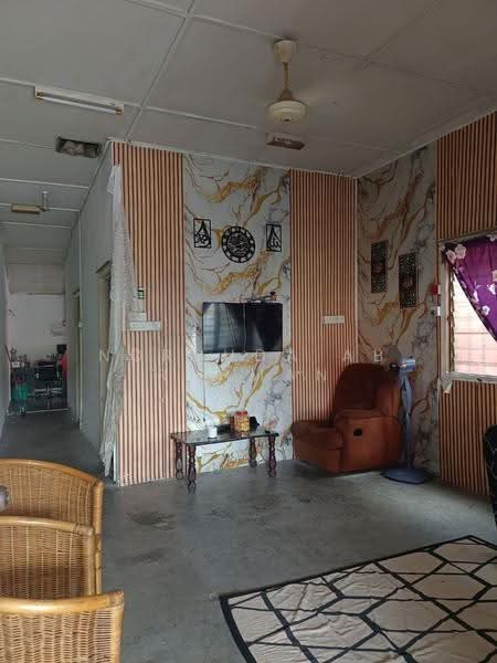 Tanah Kediaman untuk Dijual di Kampung Pandan Dalam (Ampang) - Norhuda Ab Rahman - Living Room - PropertyGuru.com.my