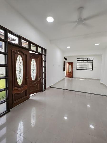 Rumah Berkembar untuk Dijual di Taman Impian Emas (Skudai) - Hong En Yap - Entrance - PropertyGuru.com.my