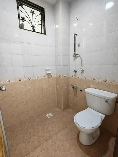 Rumah Berkembar untuk Dijual di Taman Impian Emas (Skudai) - Hong En Yap - Bathroom - PropertyGuru.com.my