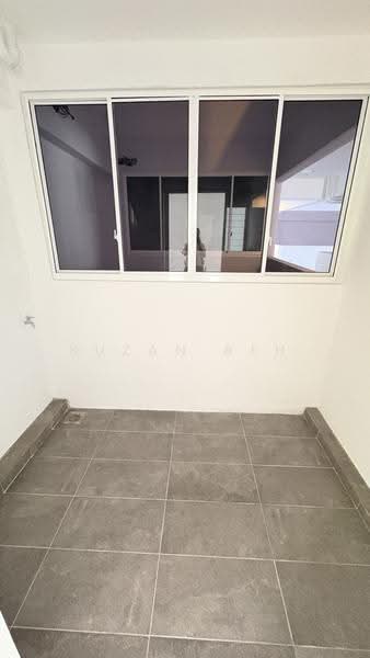 Kondominium untuk Dijual di Jelutong Central Residence - Suzan Beh - Balcony - PropertyGuru.com.my